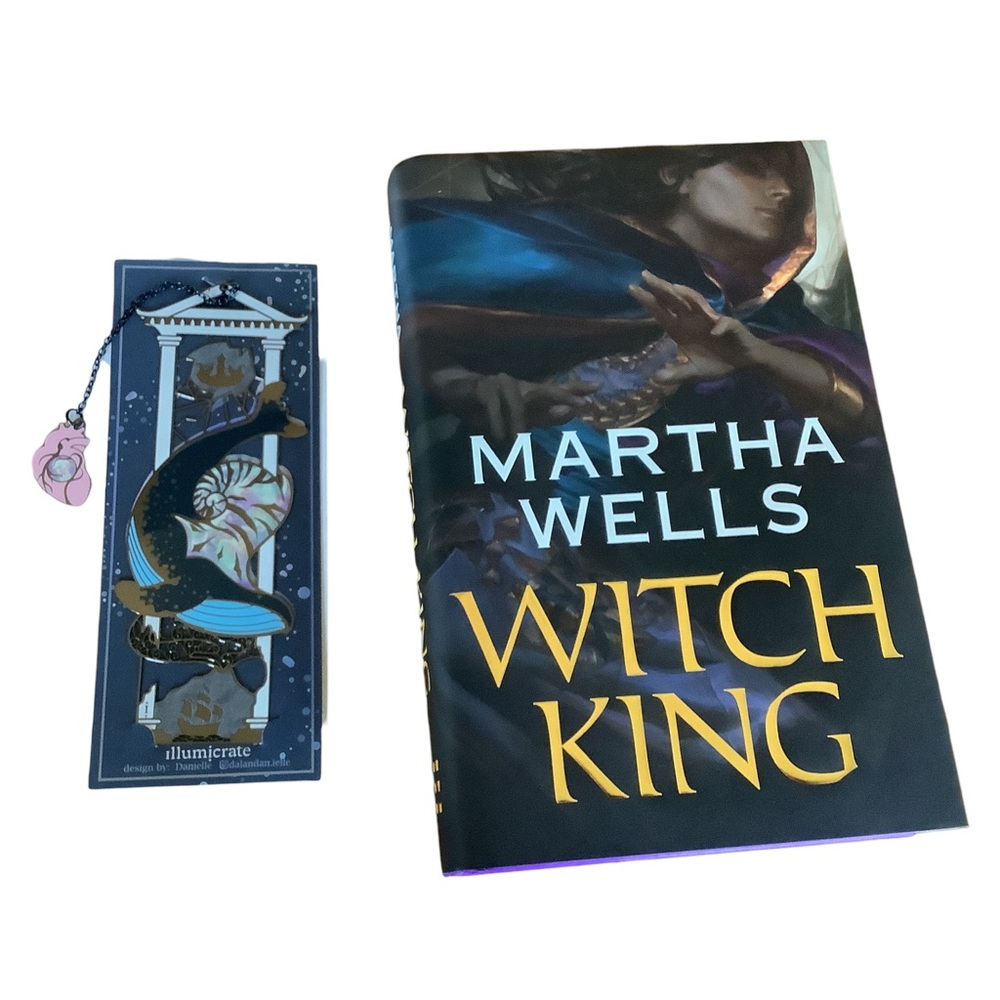 Illumicrate Exclusive Witch King SIGNED Martha Wells New Stenciled Sprayed Edges